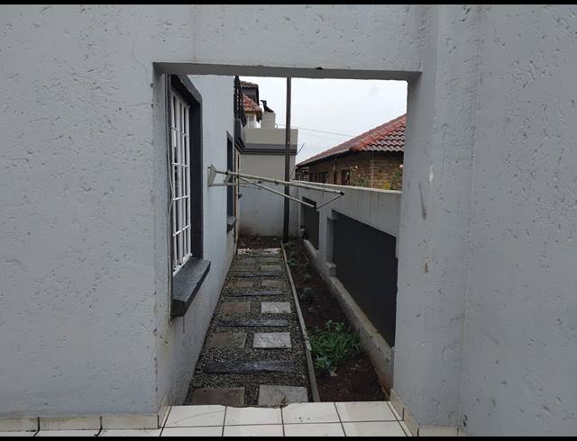 3 BEDROOM HOUSE FOR SALE IN BERGSIG